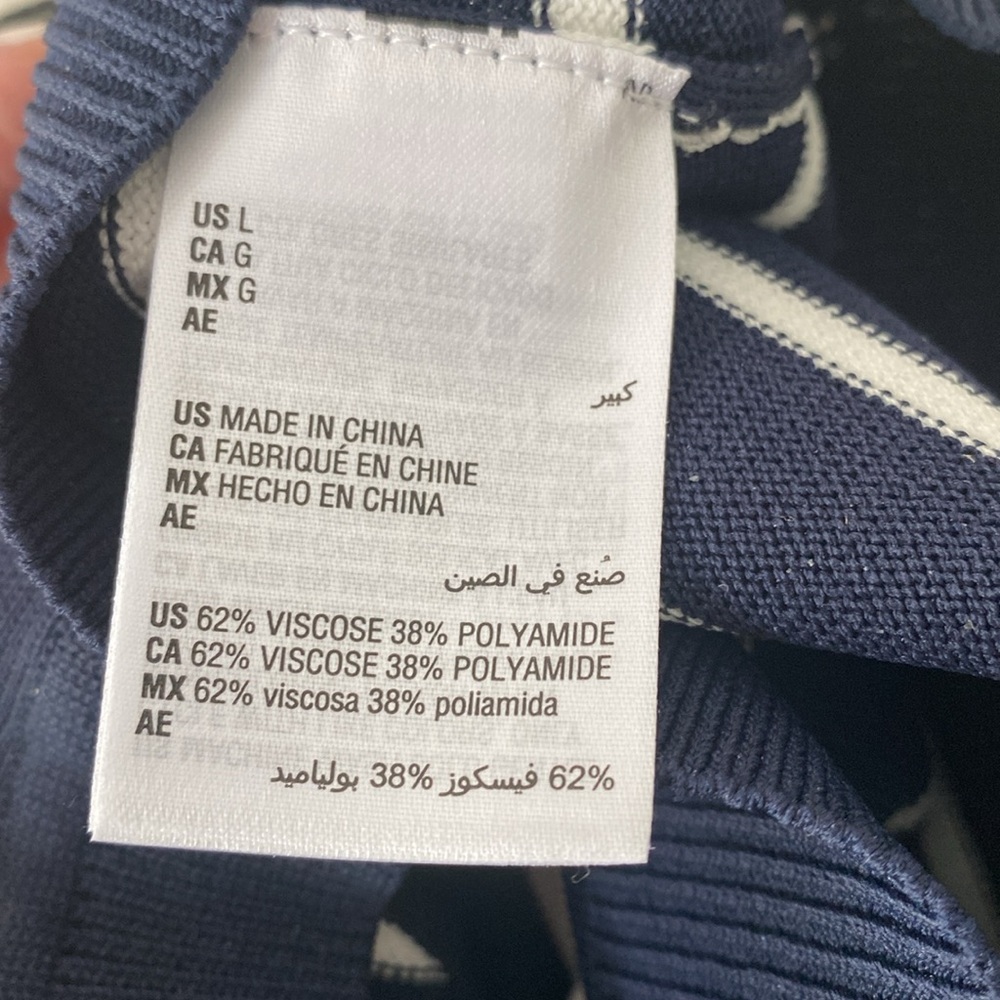 03:03 On 34th Stripe Sweater - Picture 8 of 8